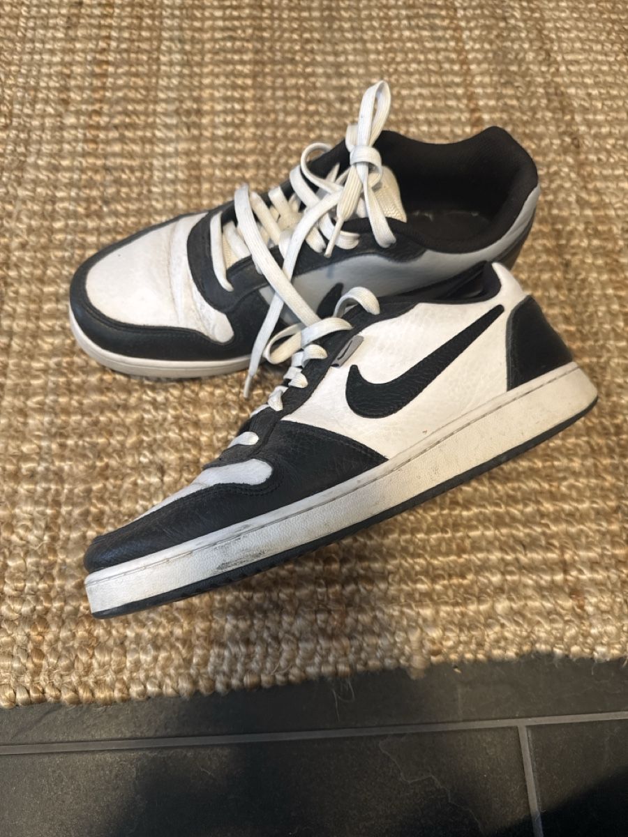 Nike Scarpe da uomo: Nike schuhe – Usato da Flums venduto da ila_9f7z