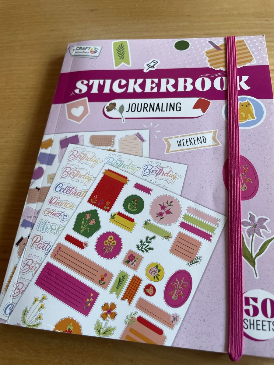 Bücher: Stickerbuch Journaling mit 50 Blatt Neu – Gebraucht aus Wattwil von Weinachtsmann