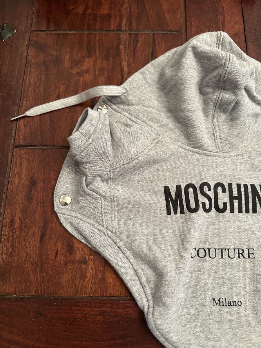 Moschino Jacken: Moschino PET Jäckchen neu  – Neu (gemäss Beschreibung) aus Bern von Ruhrallee 1