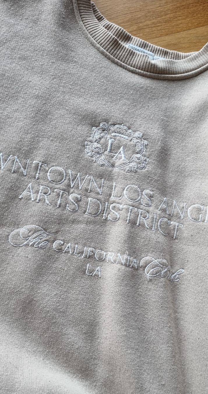 Stradivarius Maglioni & Felpe: Stradivarius Damen Pullover mit Schriftzug, beige, Grösse M – Usato da Düdingen venduto da 20m_f8bn 3
