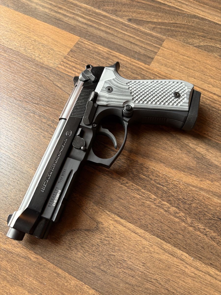 Tiro a segno: LOK GRIPS Beretta 92 – Nuovo e nell'imballaggio originale da St-Pierre-De-Clages venduto da chapje 2