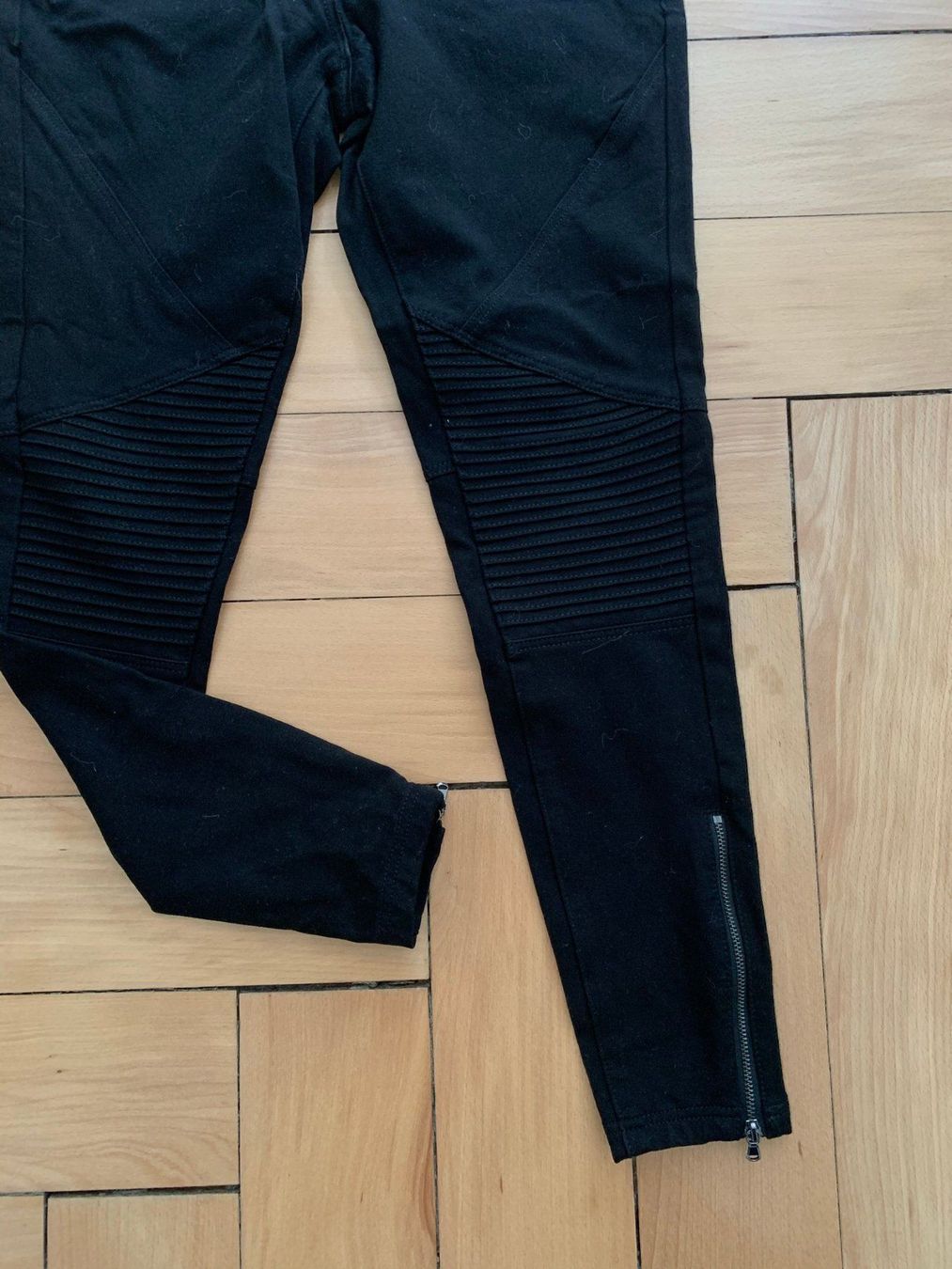 H&M Jeans: Jeanshose schwarz - 34 – Gebraucht aus Zürich von Diazaio 1