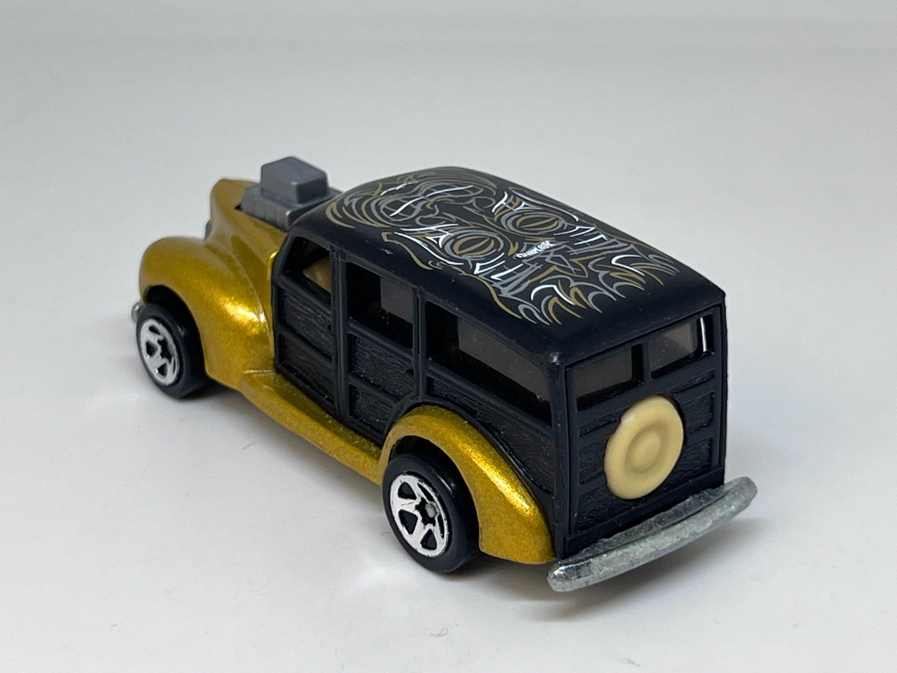 Hot Wheels Modellini d'auto: Hot Wheels '40's Woodie #315 – Usato da Wildegg venduto da LaaBoutique 2