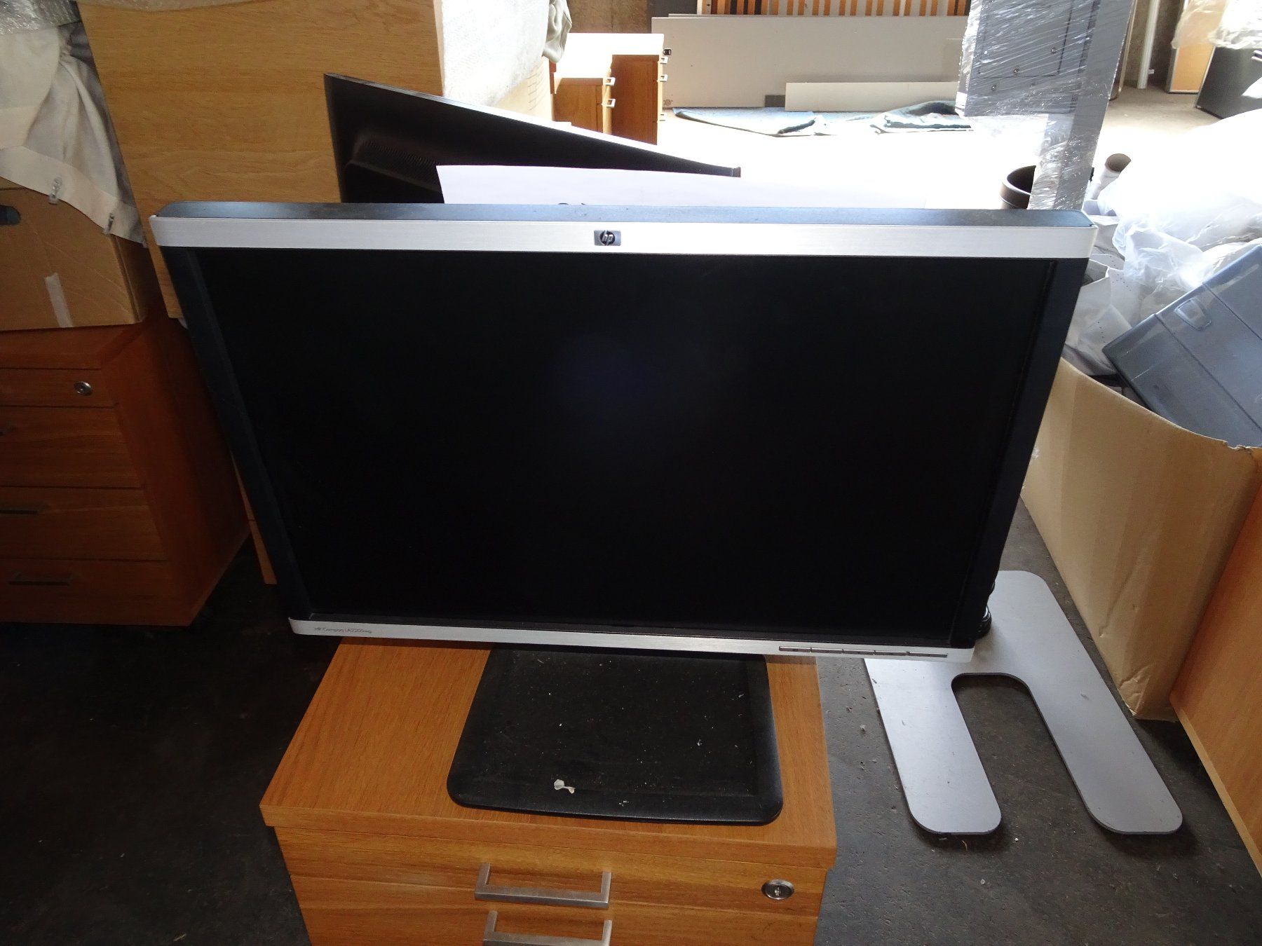Hewlett Packard Monitore: PC Monitore HP E231 4er Set + 7 einzelne HP Monitore – Gebraucht aus Wädenswil von verebe 5