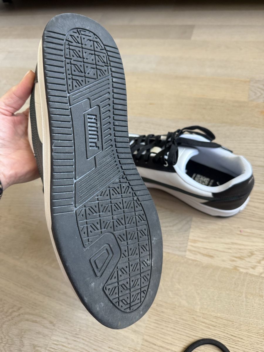 Puma Scarpe da uomo: Puma Sneaker, Grösse 45, eher 44, Neuwertig! – Usato da Rubigen venduto da Elmacino 3