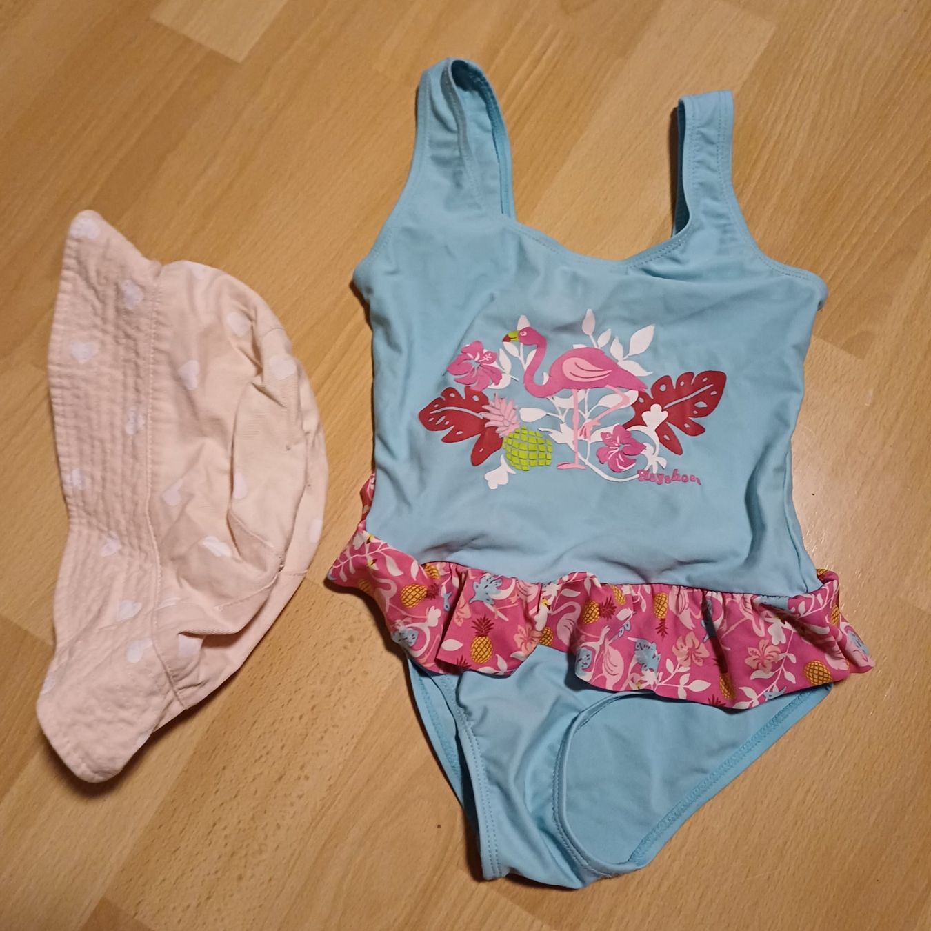 Lotti & Set di vestiti: Grosses Kleiderpacked Mädchen Gr.104 – Usato da Jenaz venduto da nad_m5h6 3