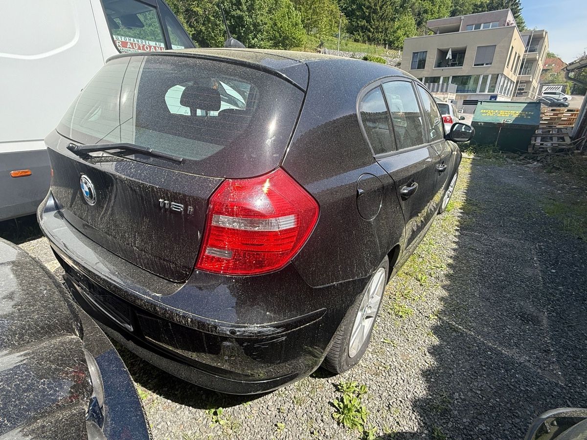 BMW Automobili: BMW 118i Benzin 2010 B05 – Usato da Amriswil venduto da Autocent 3
