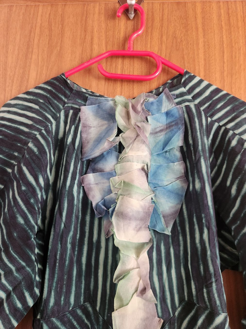 Vestiti: Robe soie imprimée rayures  vertes XS – Usato da Niedergösgen venduto da Eva2410 5