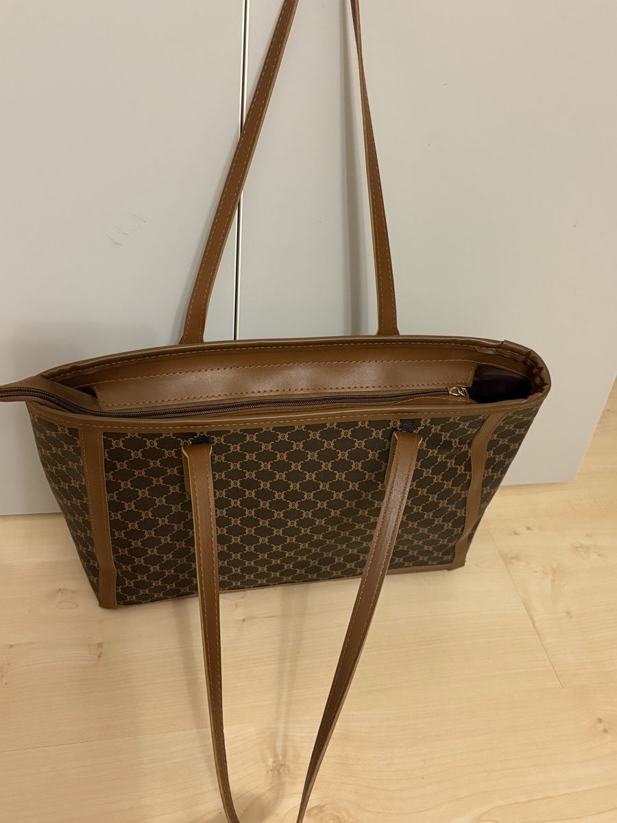 Taschen für Damen: Damen Tasche – Gebraucht aus Wolfhausen von lala_wolfhausen 2