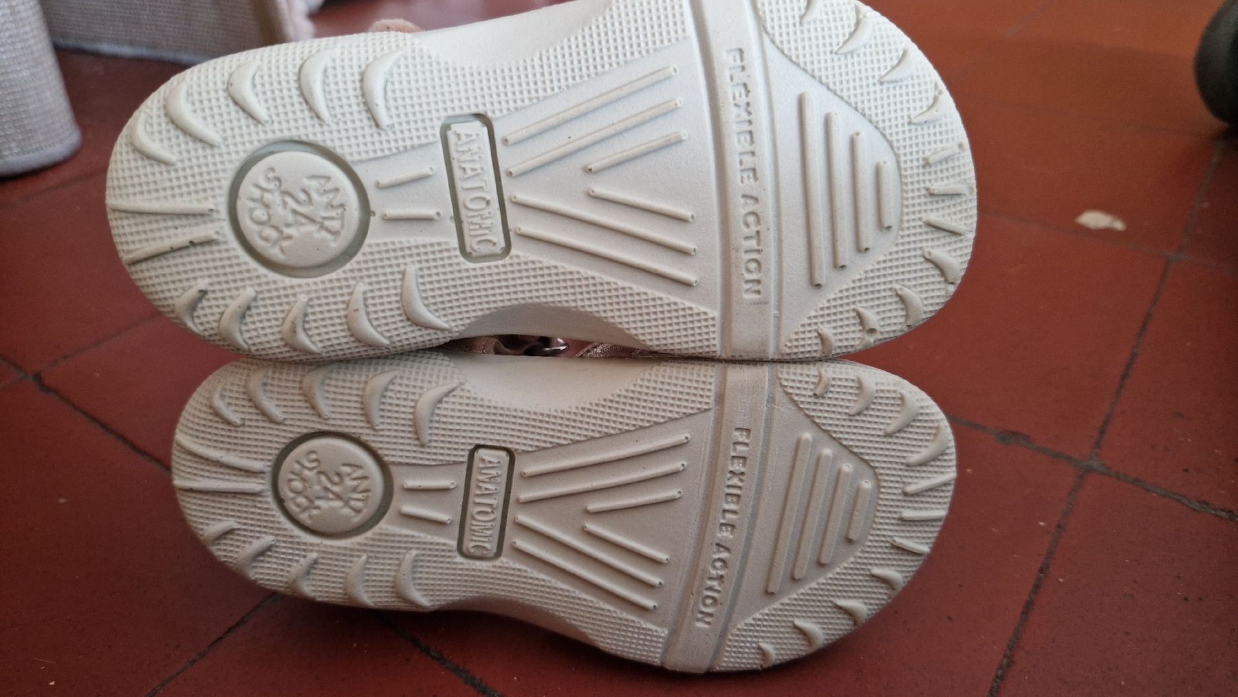 Dosenbach Scarpe per ragazze: twisty Sandalen – Nuovo (secondo la descrizione) da Biberist venduto da StoffNadel 1