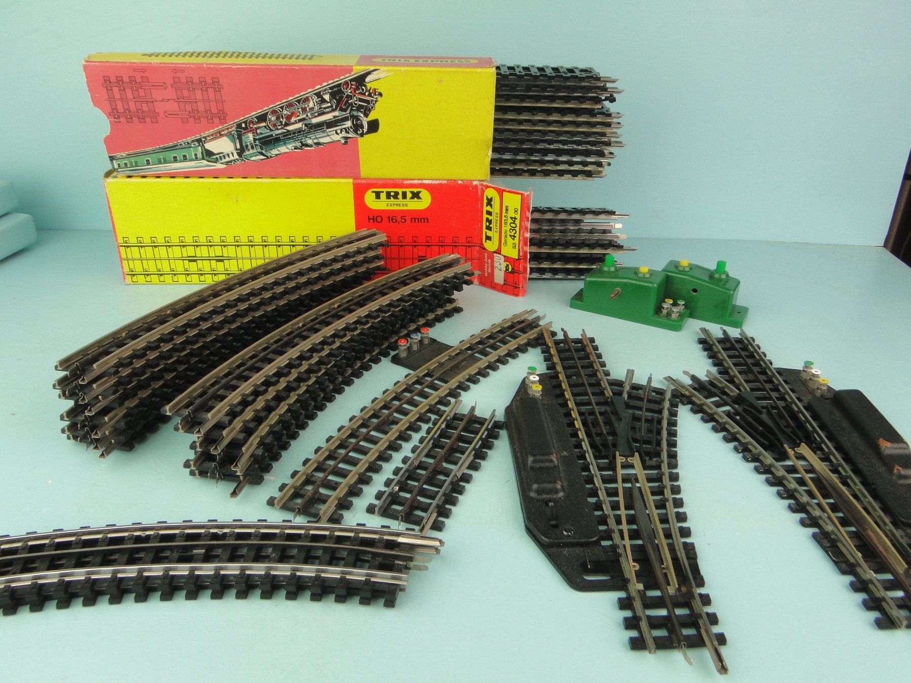 Trix Modelleisenbahnen: Trix Express H0 Gleis – Gebraucht aus Bülach von cann11
