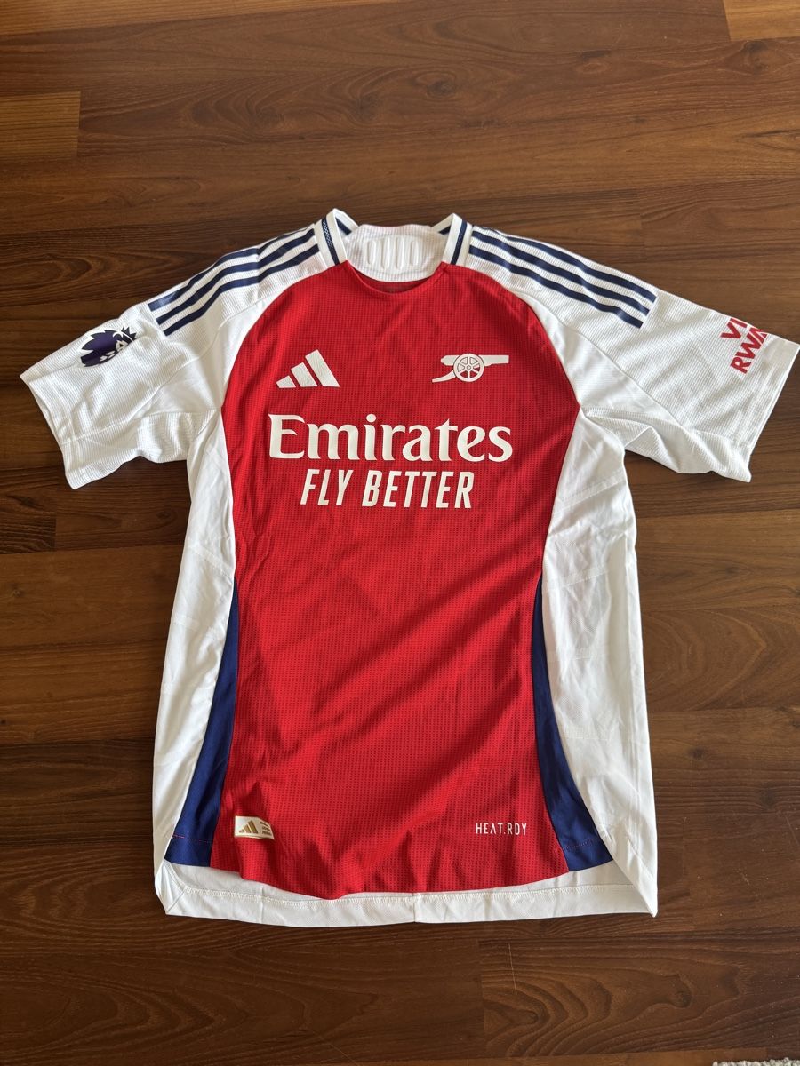 Canottiere & Pantaloni: Arsenal Trikot – Usato da St. Gallen venduto da JanisB23