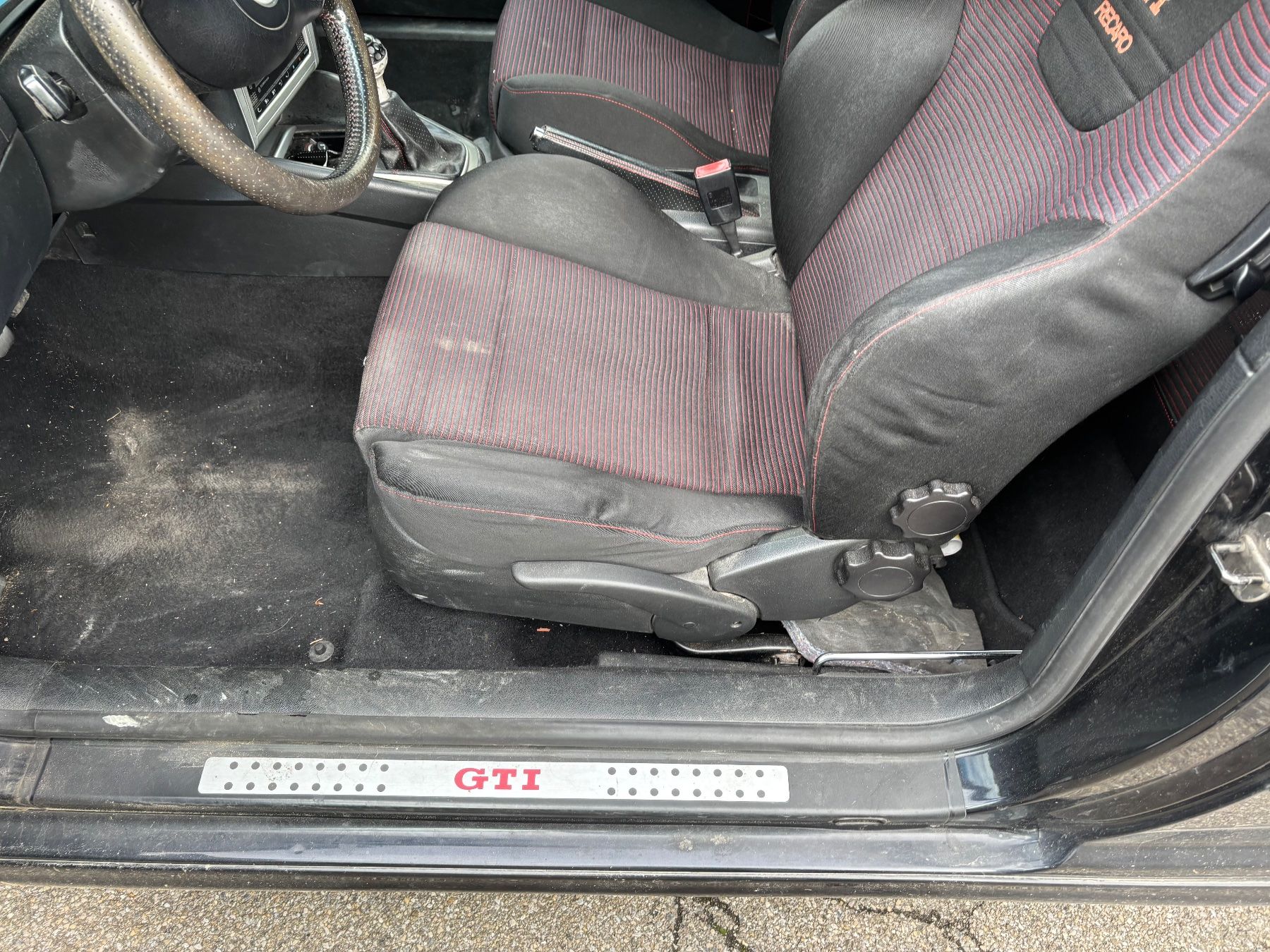 VW Autos: Golf 4 Modell 25years – D'occasion à Alterswil FR par kla_d2fp 4