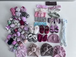Baby Mädchen Kleiderpaket: Mützen, Schuhe, Stirnbänder…