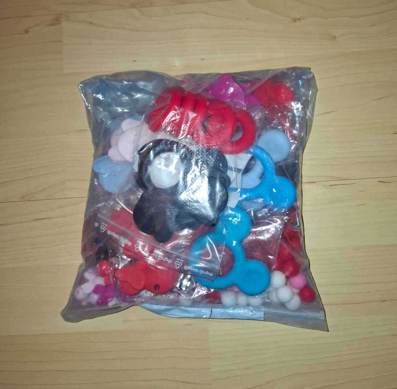 Nuggis & Nuggiketten: Div. Silikonmaterial für Schnullerketten und Greiflinge – Neu (gemäss Beschreibung) aus Oberurnen von rotty80 4