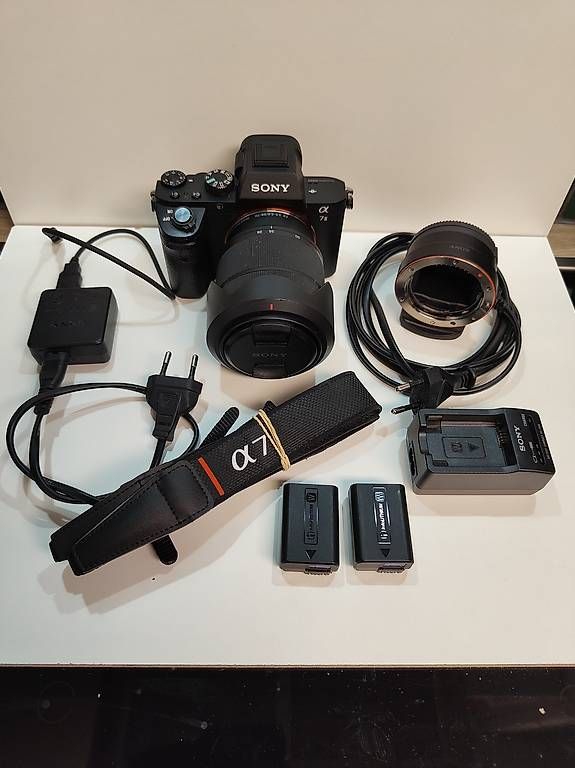 Fotocamera: Sony A7 II + 2870mm OSS + LA-EA3  – Usato da Wangs venduto da DirtbikerK9