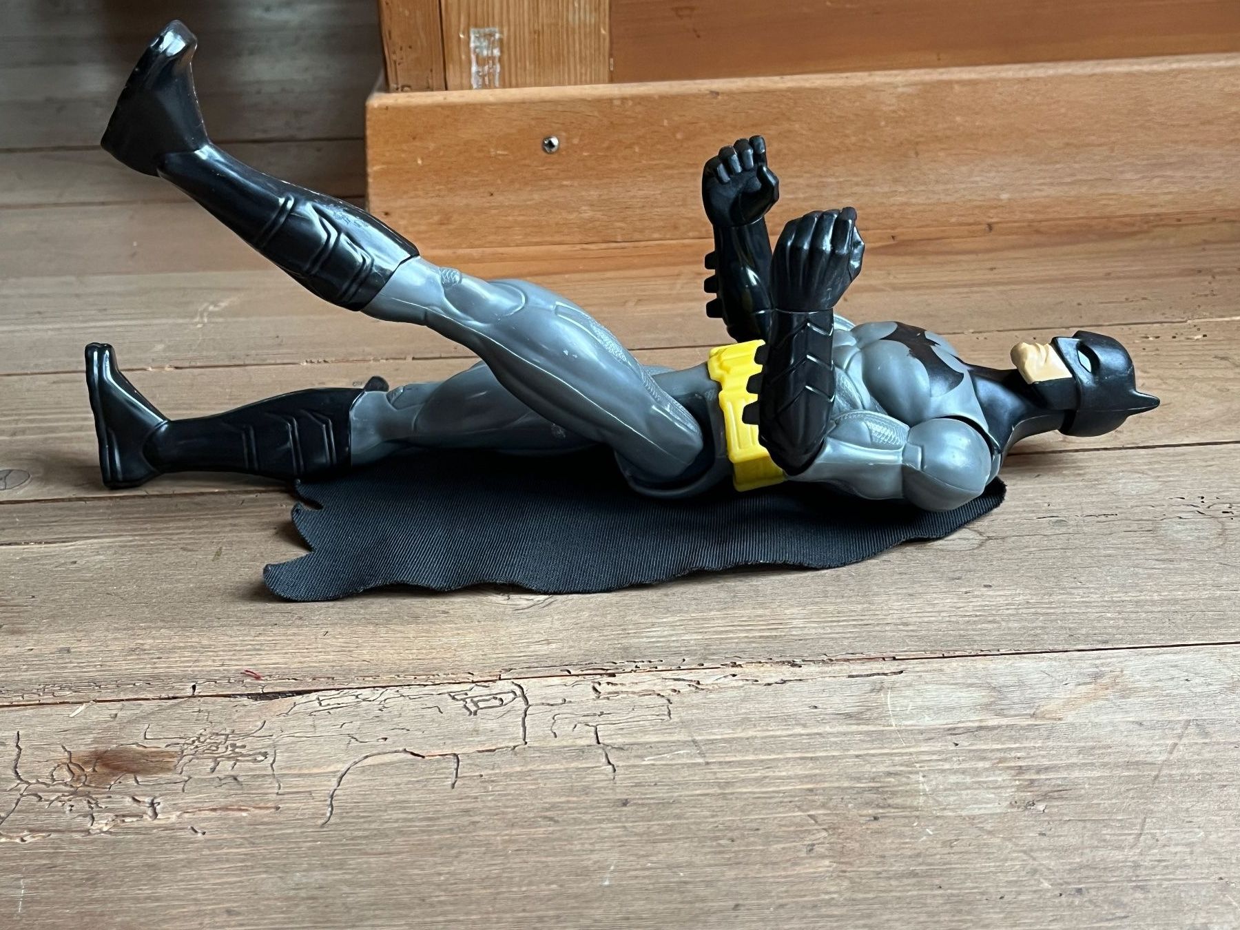 Statuette: Batman Action Figur von Mattel 30 cm – Usato da Winterthur venduto da Wusa01 6