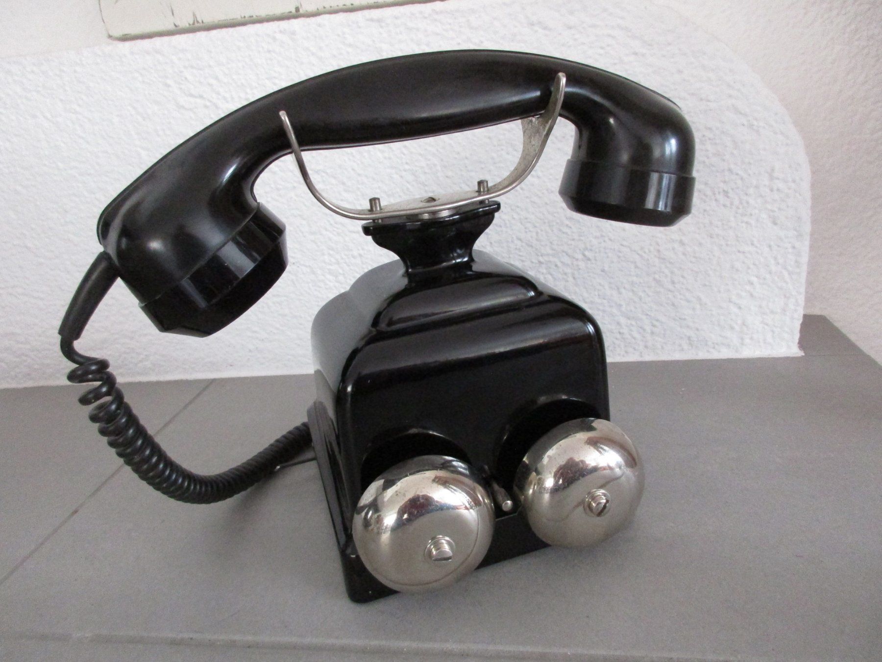 Téléphones: antikes/altes Telefon mit Wählscheibe – D'occasion à Mels par wis_5hjy 4