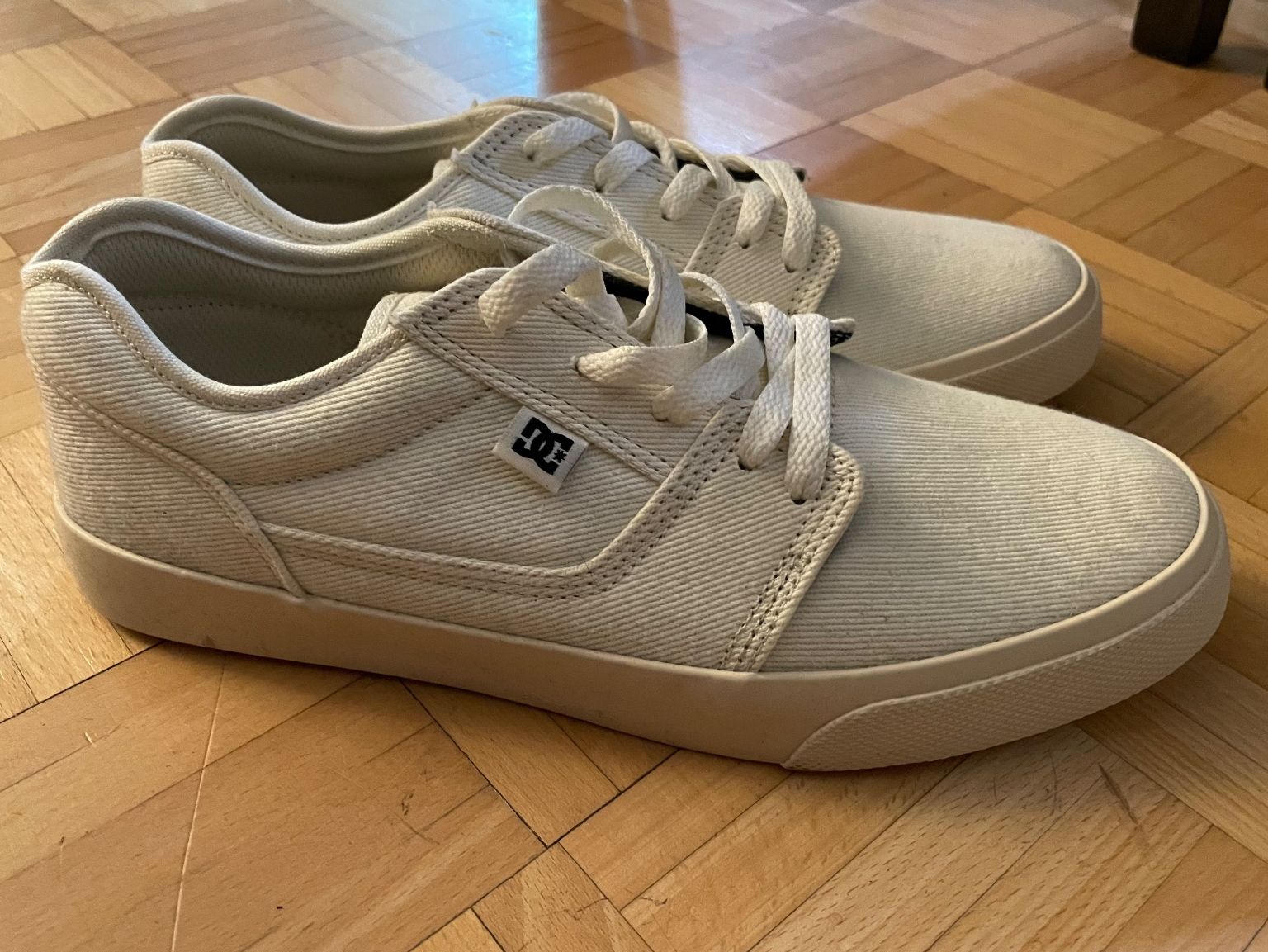 DC shoes Scarpe da uomo: DC Herren Sneaker, Neuwertig – Nuovo (secondo la descrizione) da Zürich venduto da mar_xfn9