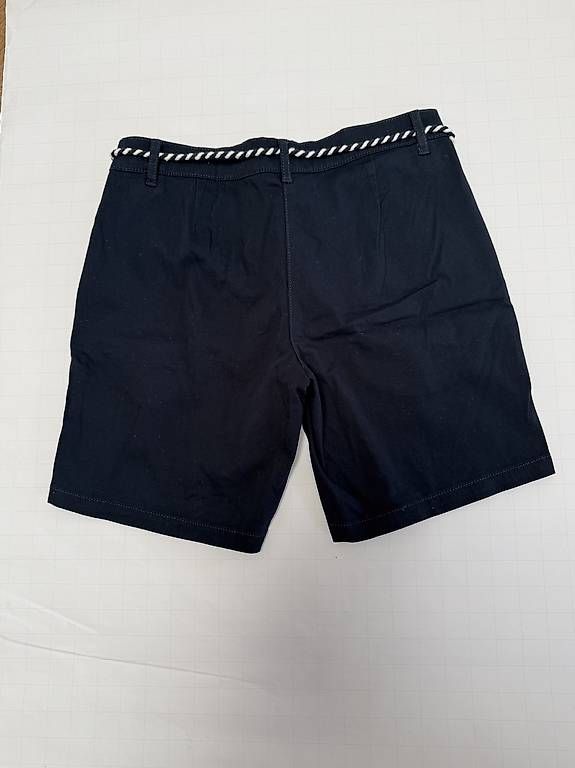 Pantaloni: Shorts blau / kurze Hose / 38 – Usato da St. Niklausen LU venduto da Sundy01 1