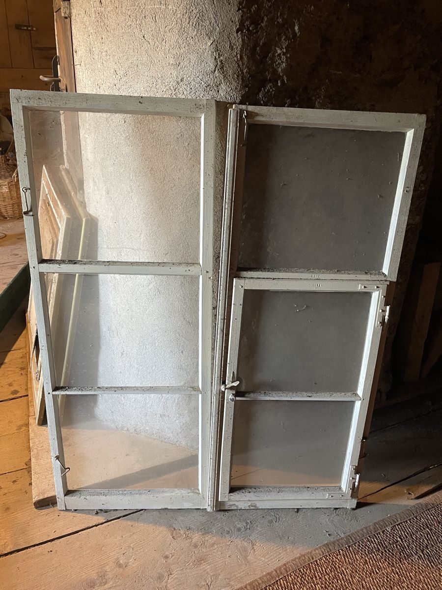 Finestre: Altes Holzfenster – Usato da Au TG venduto da and_k8st