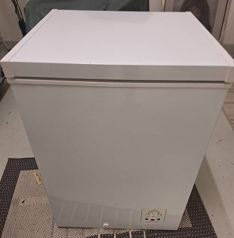 Congelatori: Gefriertruhe Novamatic – Usato da Weiach venduto da gre_v6mw