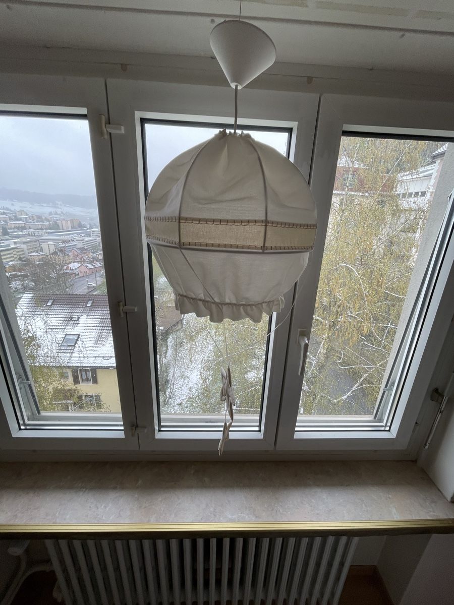 Lampade: Lampe pour chambre style montgolfière – Usato da le locle venduto da caryl 3