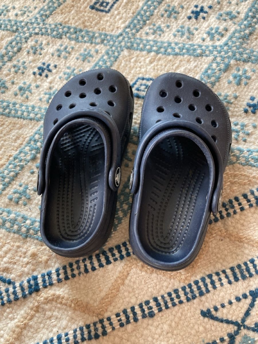 Crocs Scarpe per ragazzi: Crocs Kinder in Grösse 6/7 – Usato da Münchenstein venduto da nuk2018 1