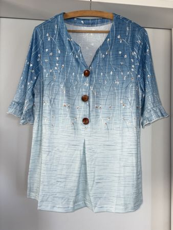 Leichtes Sommerblusenshirt mit schönem Blumenprint, Gr. L