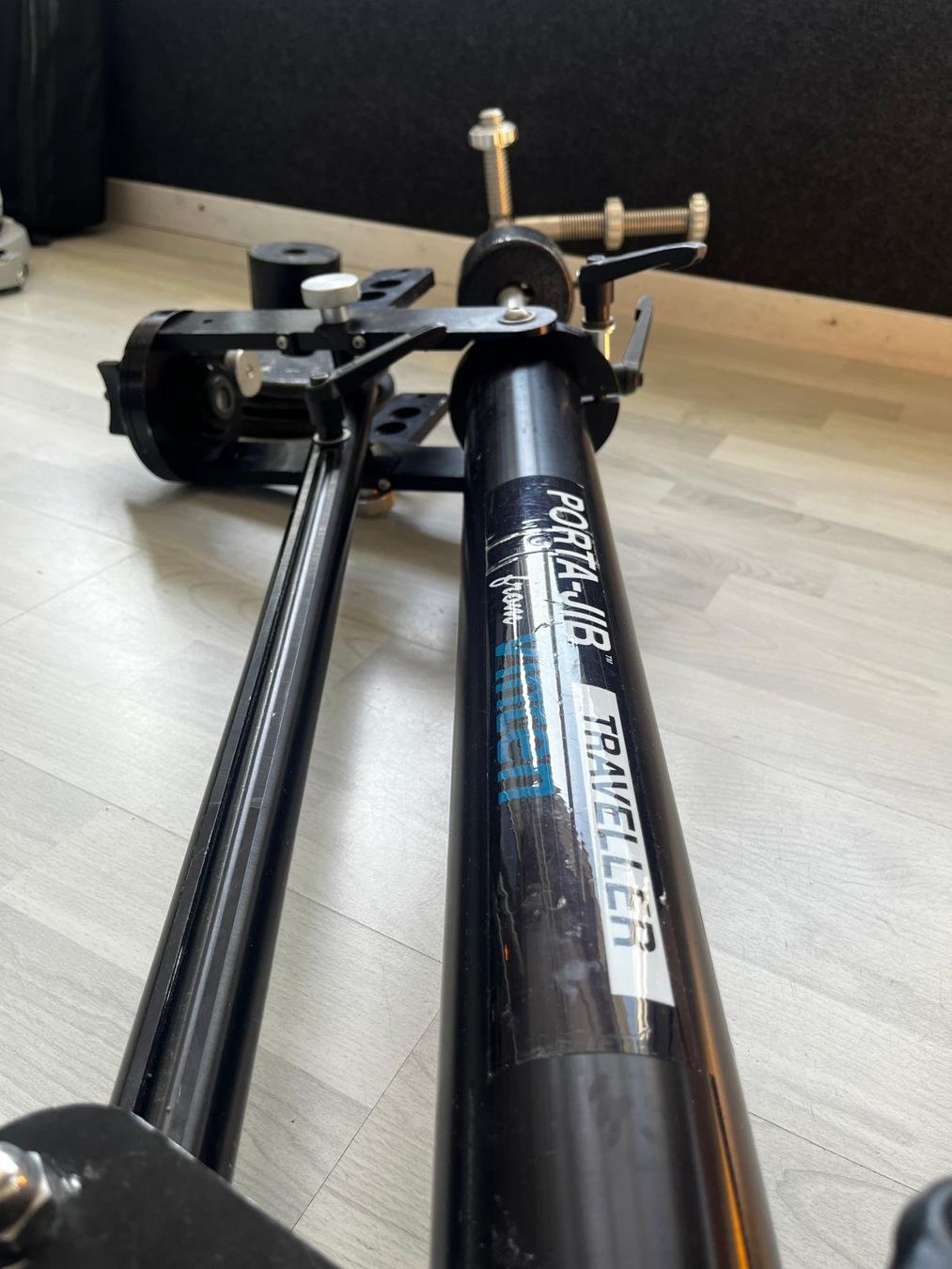 Treppiedi & Teste: Vinten Porta Jib – Usato da Luzern venduto da ORISONO