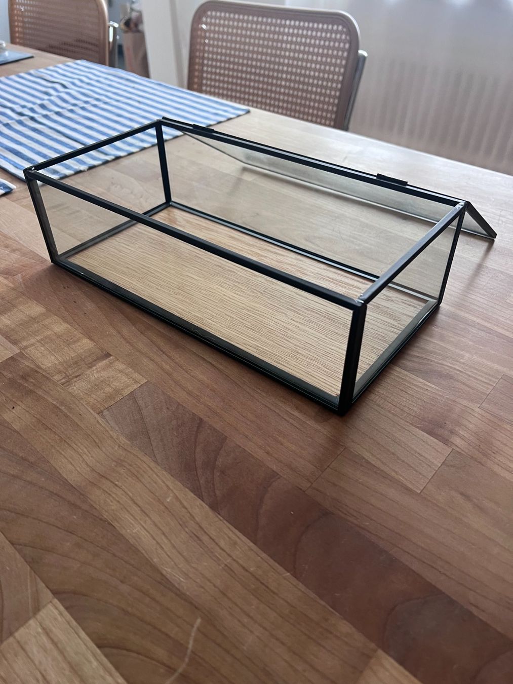 Vitrinen: Vitrine – Gebraucht aus Küsnacht ZH von Luk130