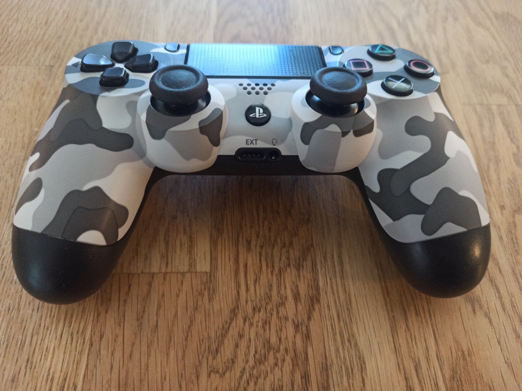 Controller: Original Controller Sony PS4 Wireless DualShock 4 CAMO – Usato da Oberweningen venduto da mar_87mx 1
