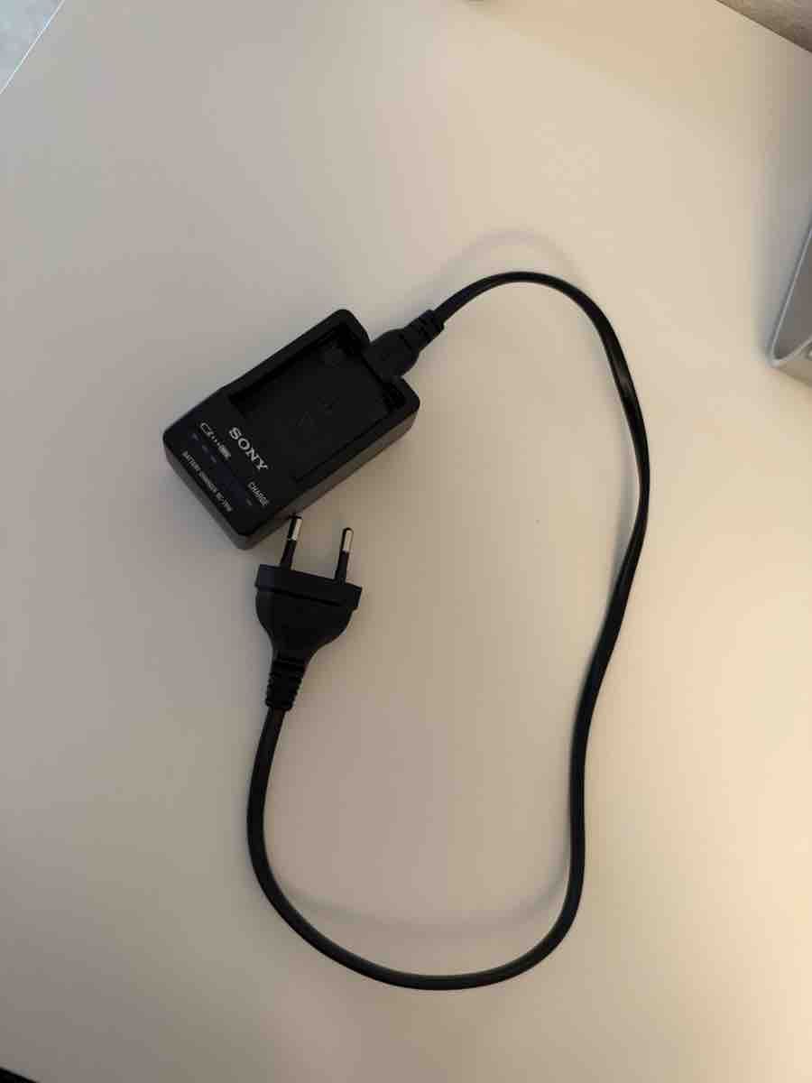 Sony Fotocamera: Sony Alpha 6100 Systemkamera mit 16-50mm Objektiv – Nuovo (secondo la descrizione) da Steinhausen venduto da Zuka99 5