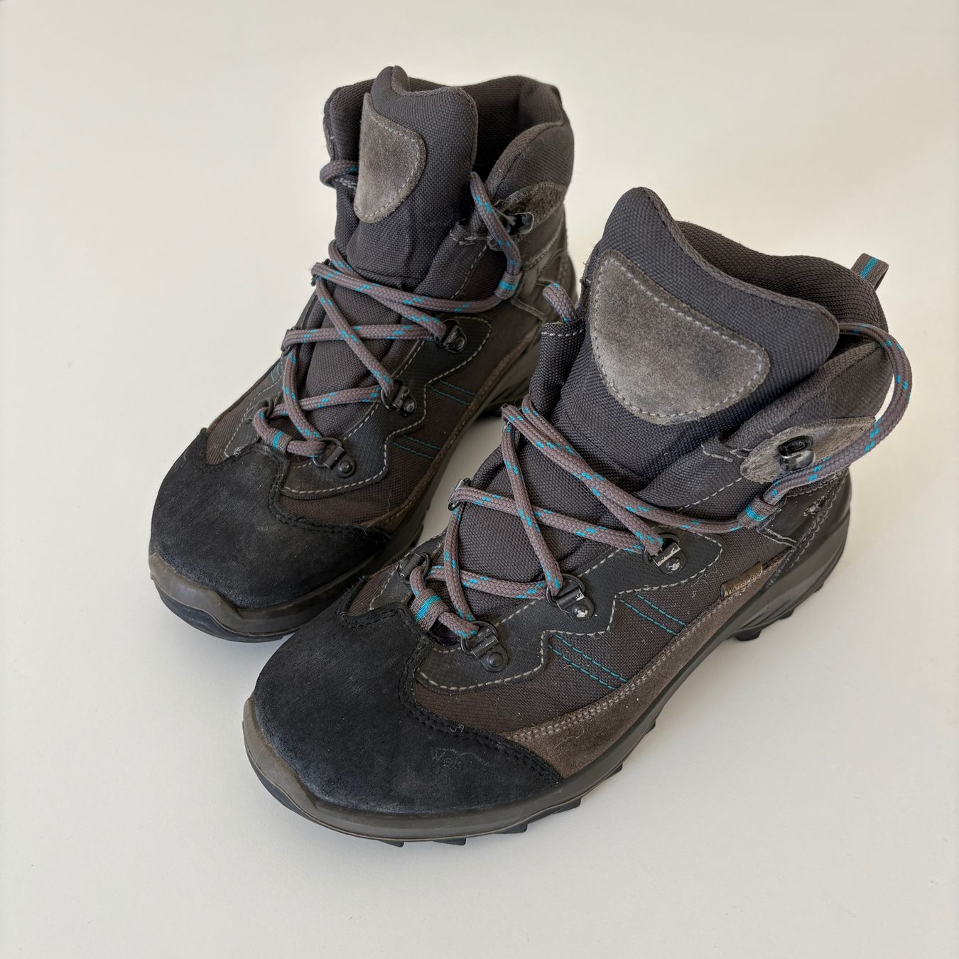 Scarpe per ragazzi: Wanderschuhe Gr. 37 – Usato da Zürich venduto da Malf_007