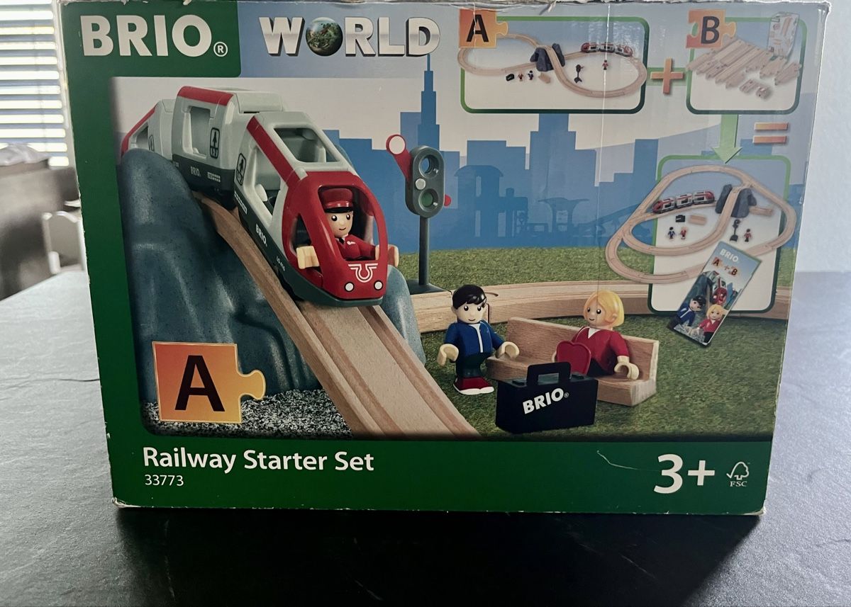 Brio Piste: train Brio starter set a partir de 3 ans – Usato da Chénens venduto da RosaLine 1