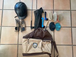 Reit Zubeh"or Set Helm Handschuhe Peitsche B"ursten Tasche