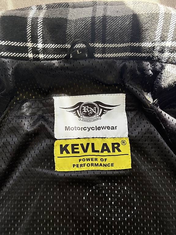 Giacche: Motorradjacke mit Protektoren – Usato da Winterthur venduto da ana_ds2c 2