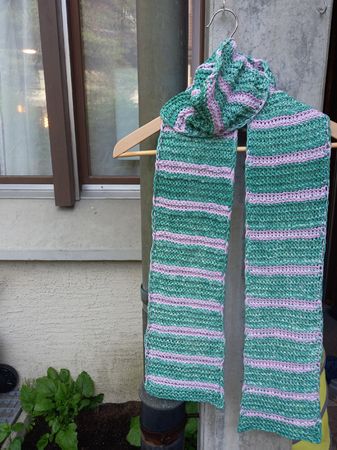 Strickschal Handarbeit - 100 % Baumwolle, grün & violett