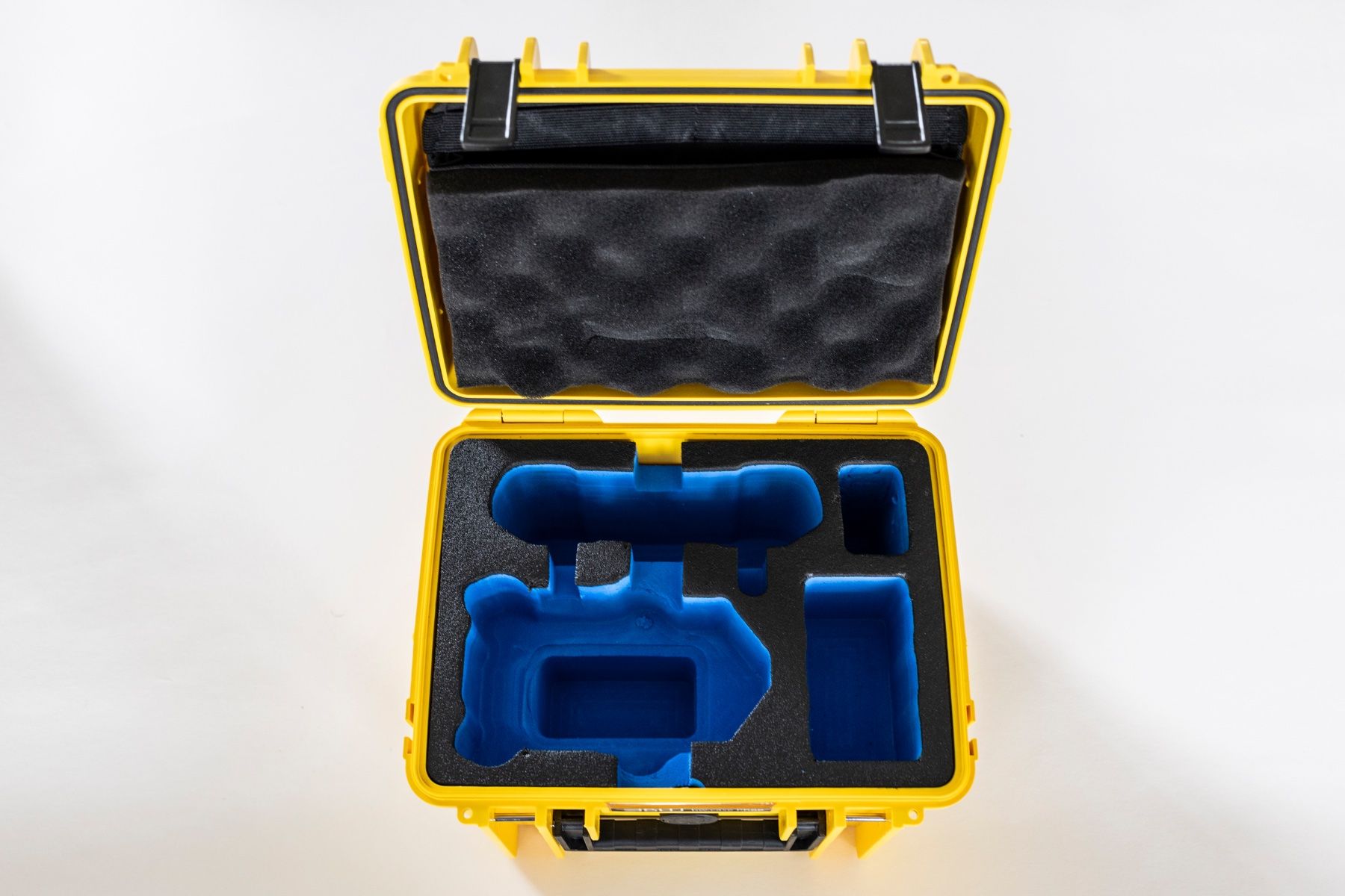 DJI RC Modellbau: DJI Mini 4 Pro, Fly More Combo – Gebraucht aus steinhausen von westbam50 4