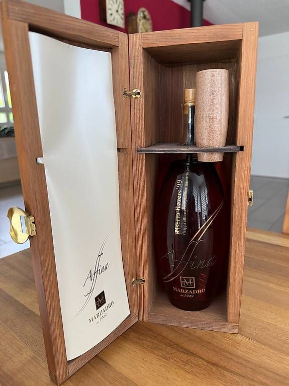 Spirituosen: Marzadro Riserva Rovere '99 Grappa affina – Neu und originalverpackt aus Schmerikon von lis_lj2v