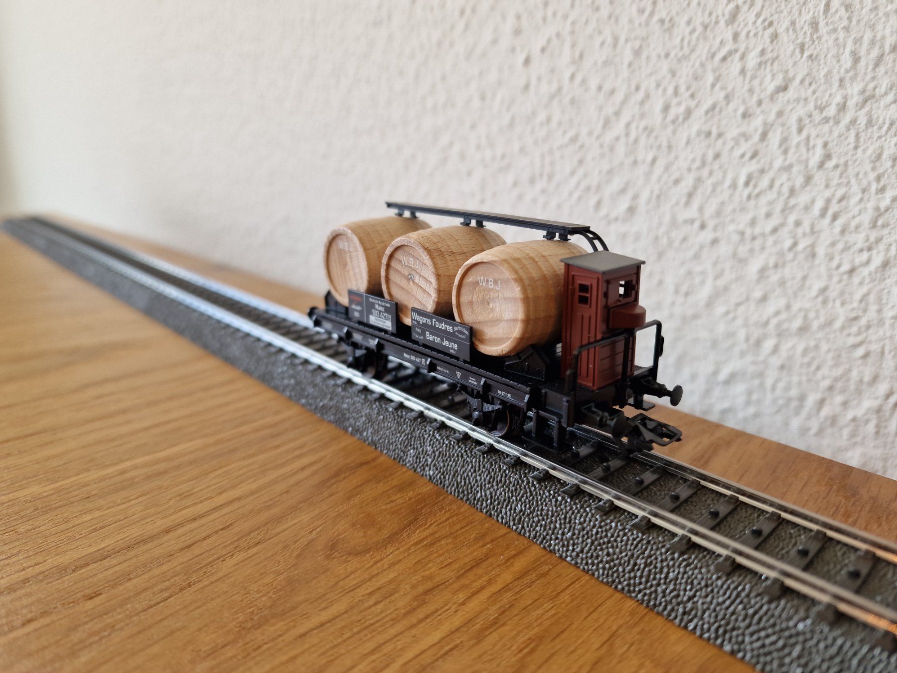 Märklin Modellini di ferrovie: DB Weinwagen H0 – Usato da Matten b. Interlaken venduto da lor_hr9w 2