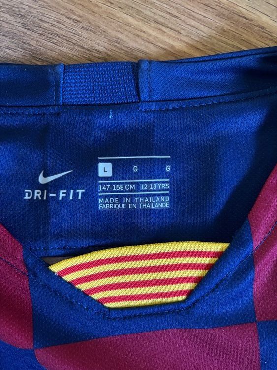 FC Barcelona Scarpe, pantaloni & magliette da ginnastica: FC Barcelona Trikot – Usato da Villars-sur-Glâne venduto da Mark_988 1