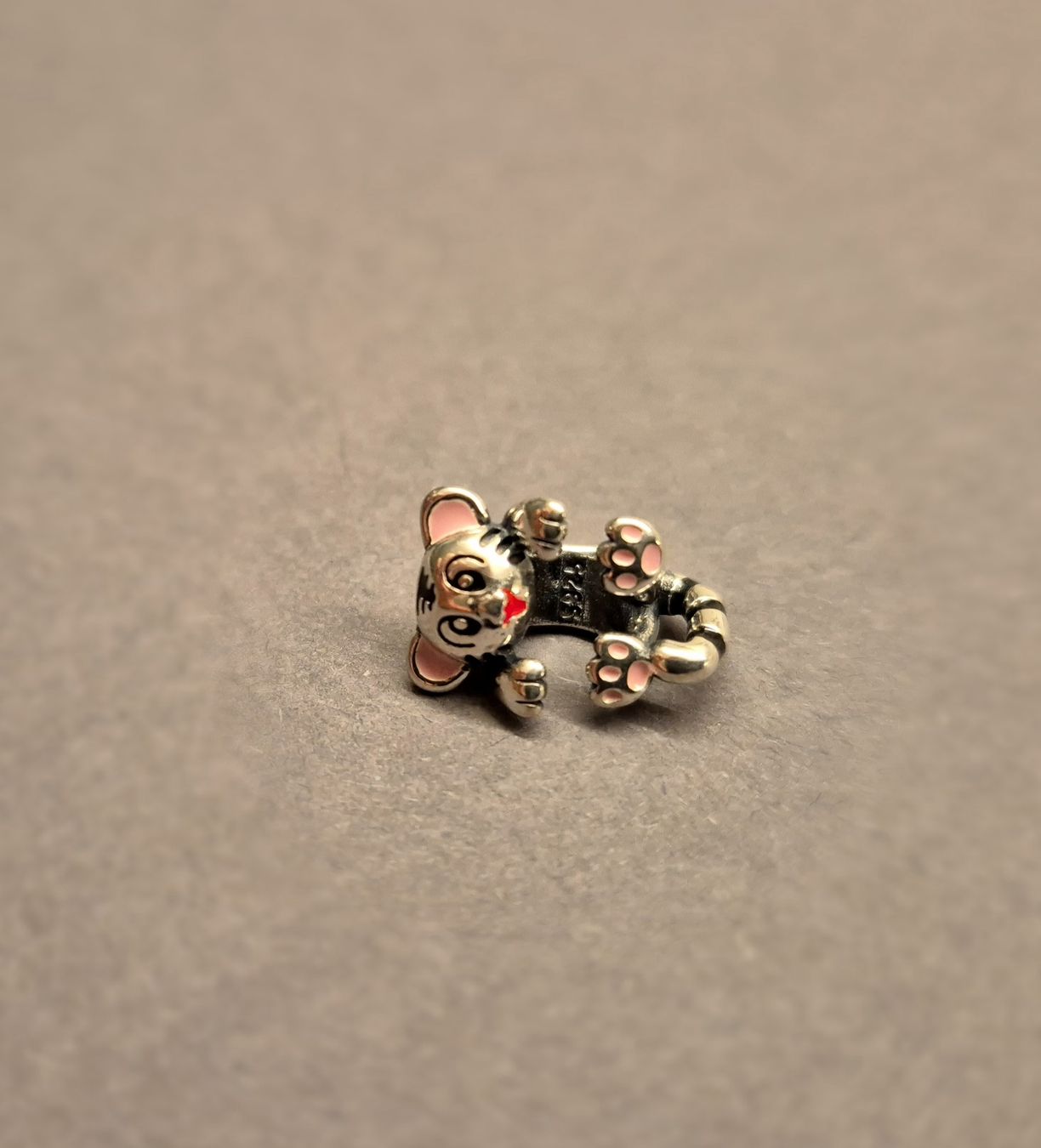 Ciondoli: Charm Tiger +Garantie – Nuovo (secondo la descrizione) da Rotkreuz venduto da Carbone_Bijou-Shop 1