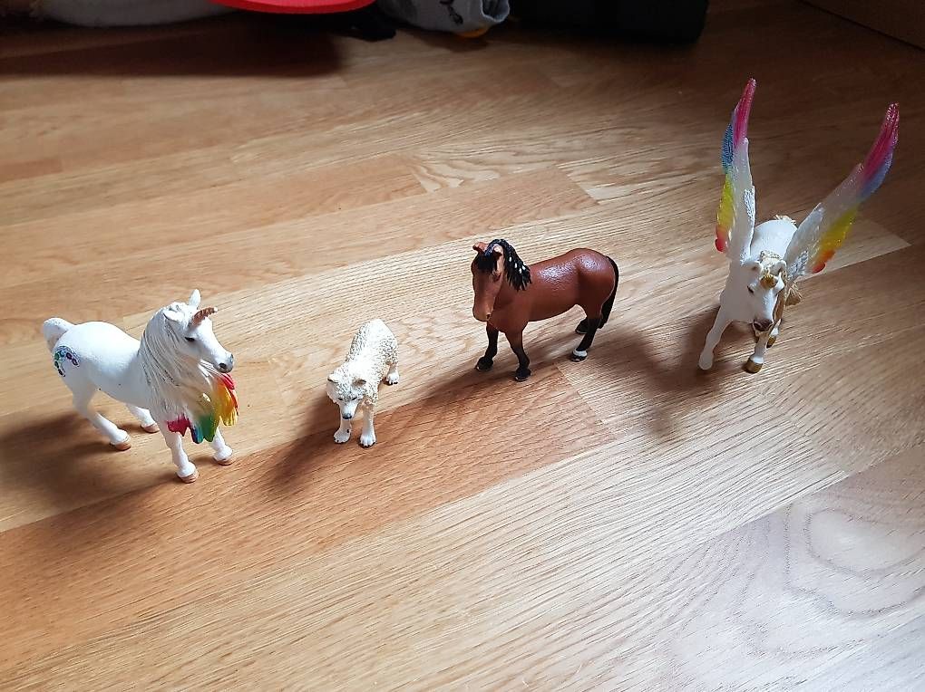 Figurines: Figurines chevaux – D'occasion à Lausanne par Damien_Lausanne 2