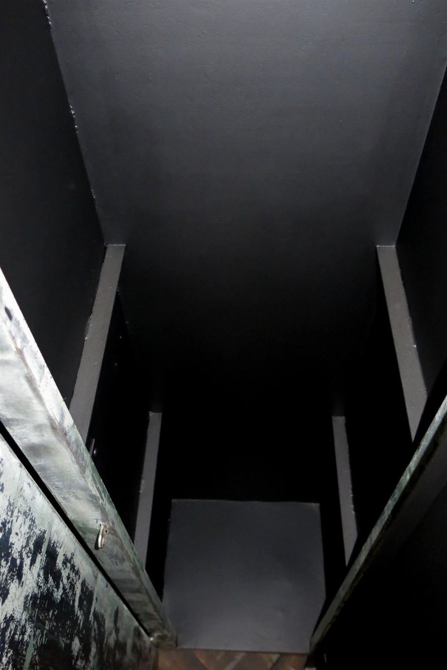 Guardaroba: Garderobenschrank Industrial Style – Usato da Laufenburg venduto da industrial-silence 7