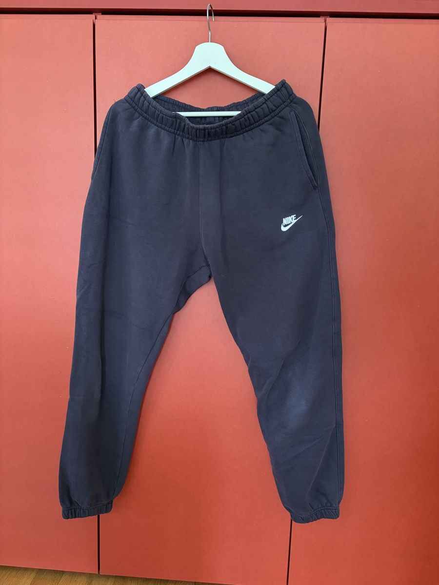 Nike Pantaloni: Nike Sweatpants – Usato da Zürich venduto da valentin.abend