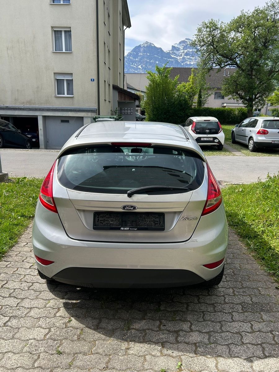 Ford Autos: Ford fiesta – D'occasion à Mollis par Puch_x30