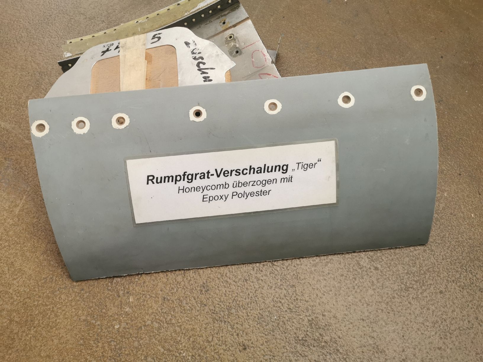 Misurare: Flugzeugteile Luftwaffe Fliegertruppe Hunter – Usato da Neuenkirch venduto da bf-109 2