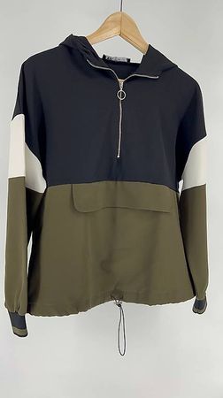 Kapuzensweatshirton von Zara Gr. XS