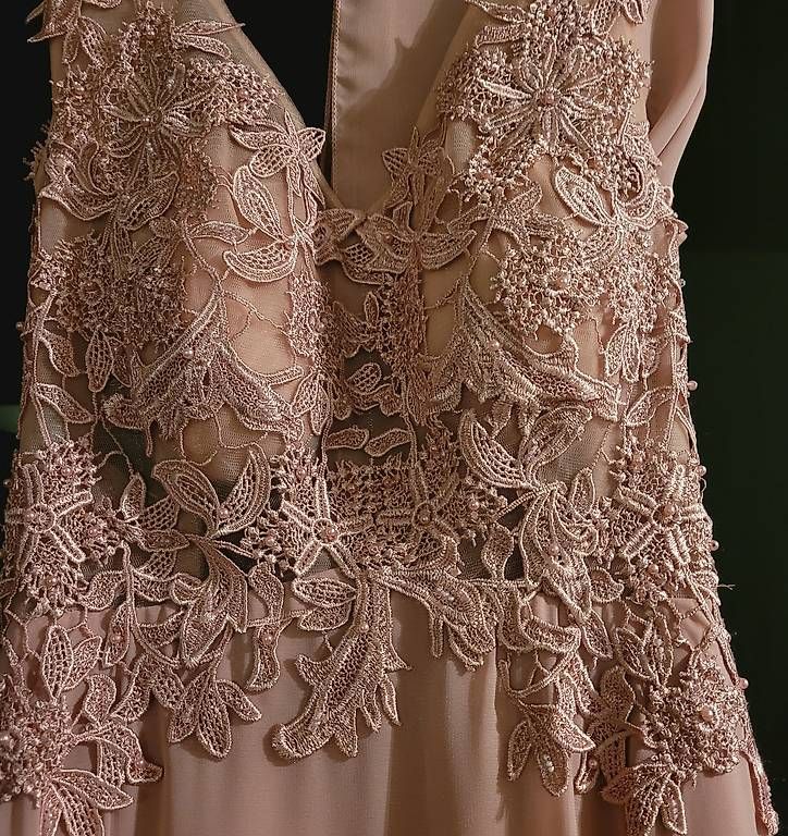 Kleider: Kleid – Gebraucht aus Staad SG von Anj. 2